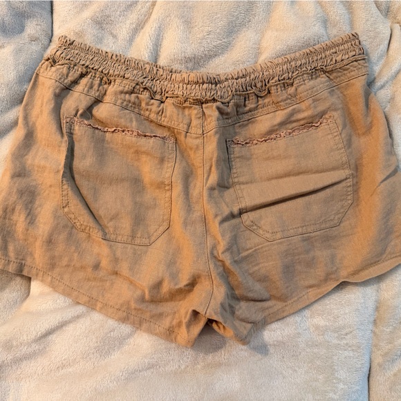 Rewind Tan Women's Cargo Shorts - Picture 3 of 3